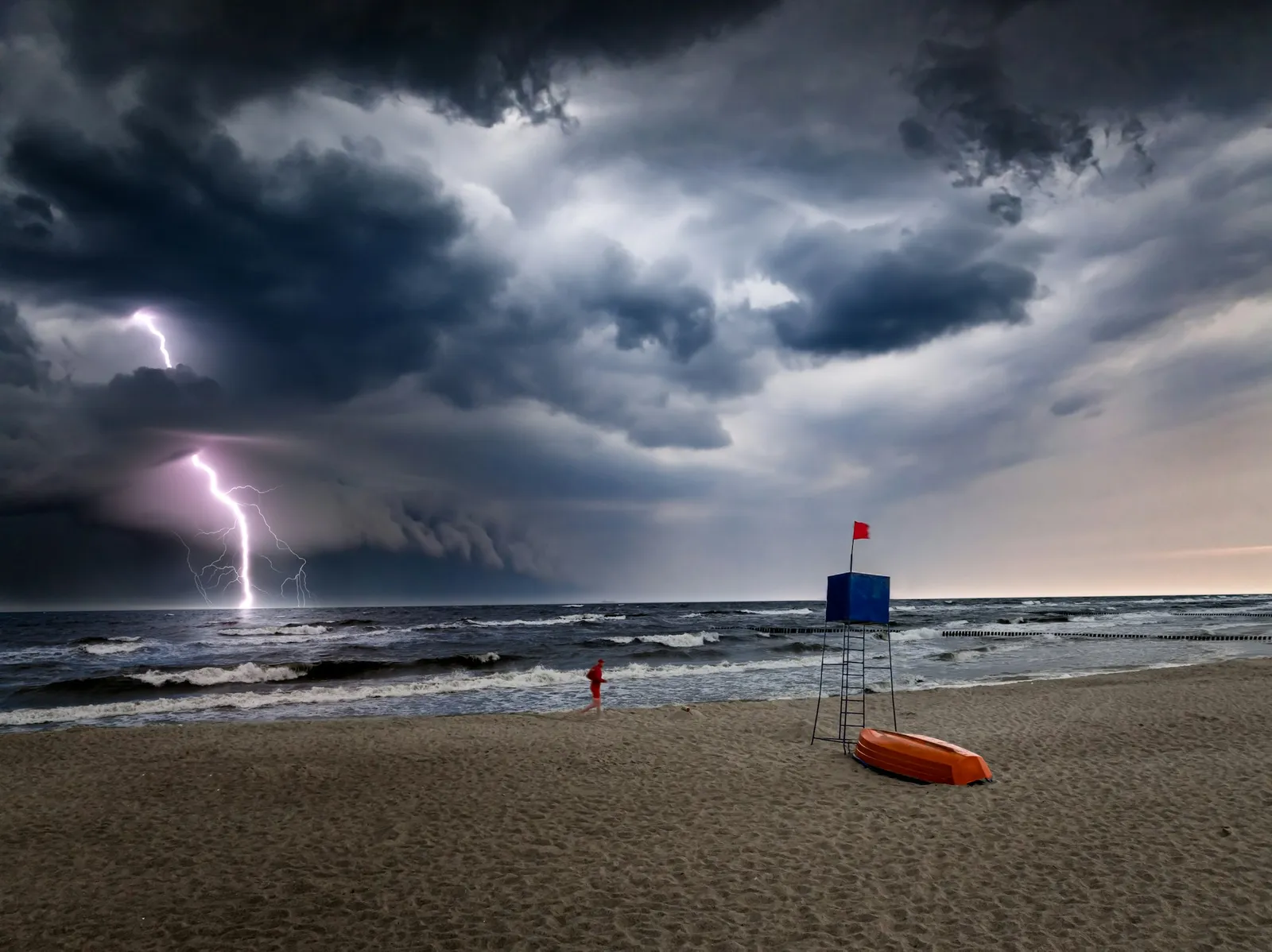 Hail damage roof tips Texas homeowners